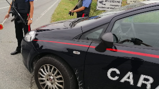 Ucciso a coltellate nella notte un uomo a Collegno